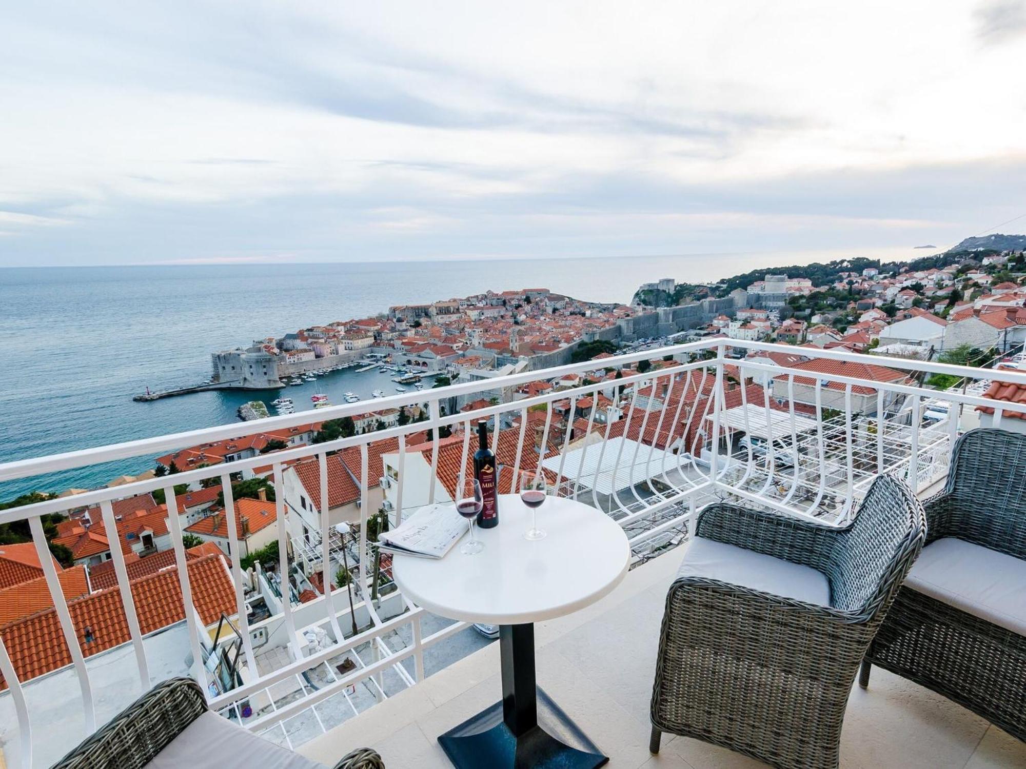 Ploce Apartments-One-Bedroom Apartment With Terrace And Sea View Dubrovník Exteriér fotografie